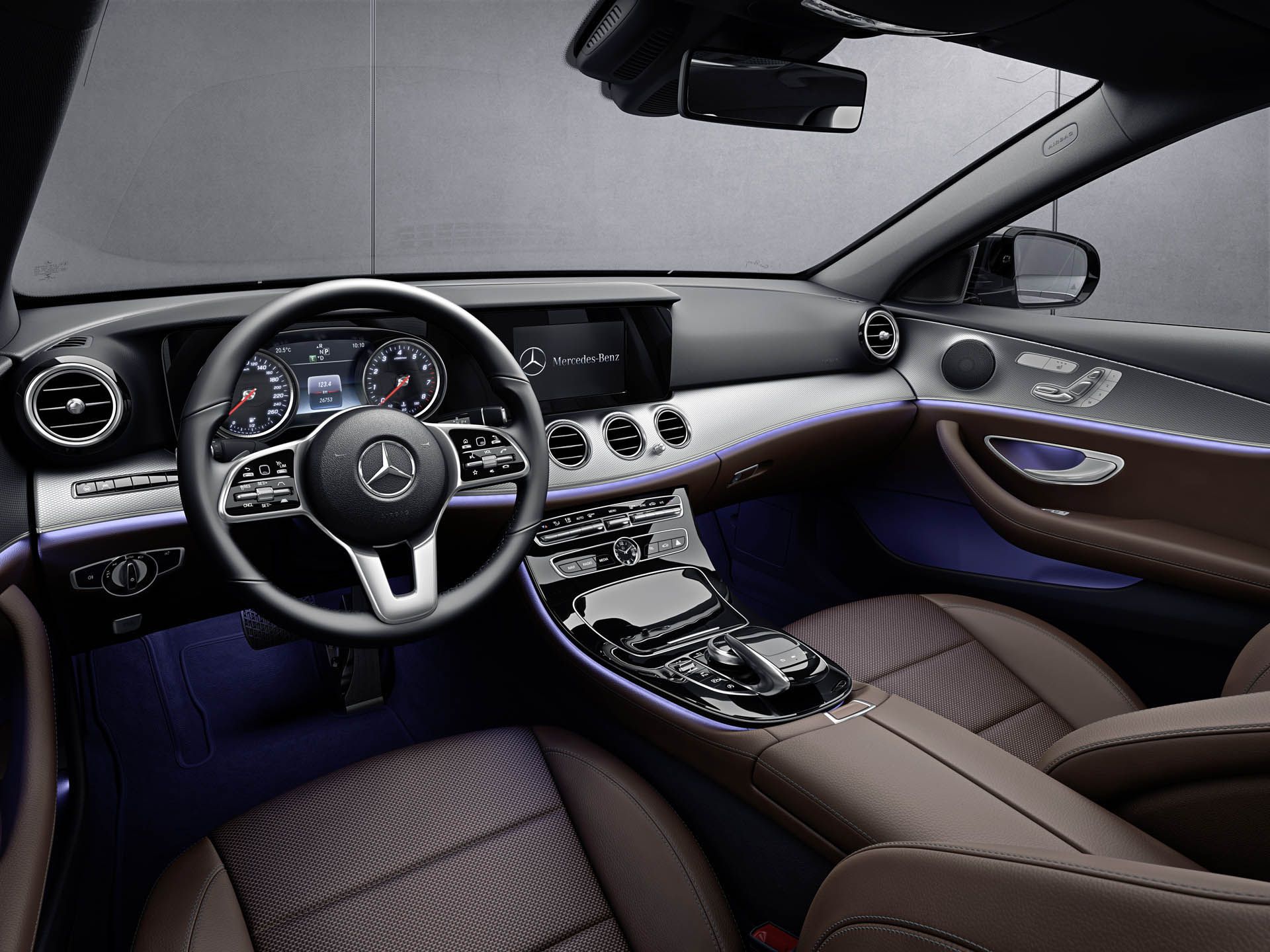 Mercedes-Benz-E-Class-SportStyle-package-06 Mercedes-AMG E53 4Matic+ Replaces The E43 Sedan And Wagon