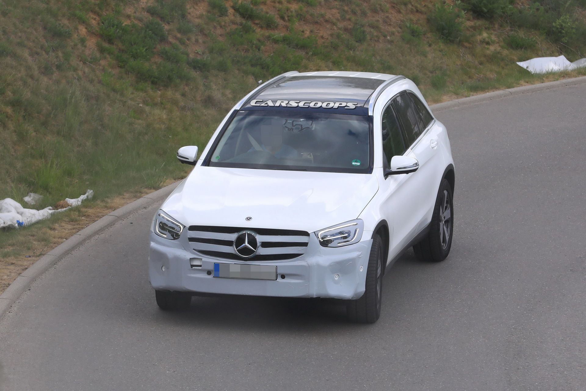 Mercedes-GLC-FL-02 2019 Mercedes GLC Getting A Subtle But Necessary Makeover