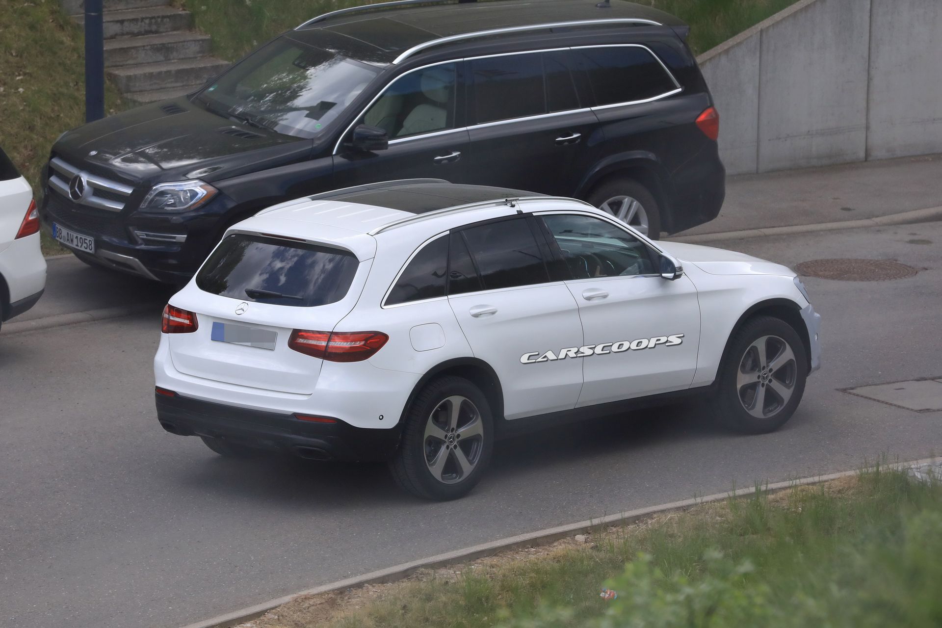 Mercedes-GLC-FL-13 2019 Mercedes GLC Getting A Subtle But Necessary Makeover
