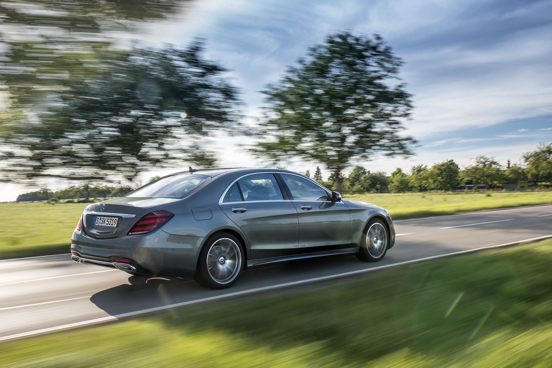 Mercedes-SClass-13 Large Mercedes EQ S Electric Sedan To Hit The Road In 2020