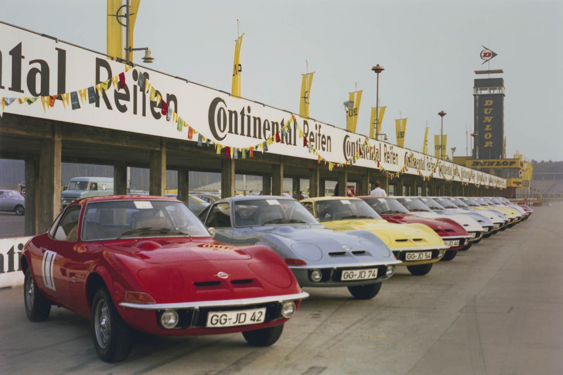 Opel-GT-254314 copy Unsung Heroes: The Opel GT Celebrates Its 50th Anniversary