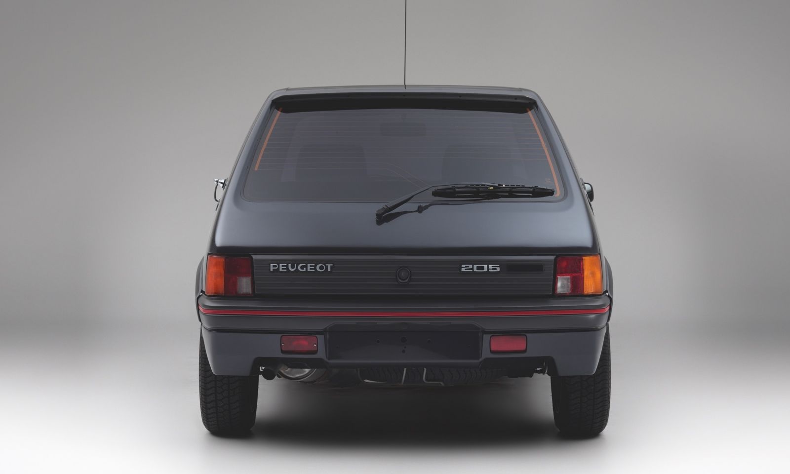 Peugeot-205-GTI-Armor-05 Who Needs An Armored Peugeot 205 GTI? The World’s 4th Richest Person, That’s Who
