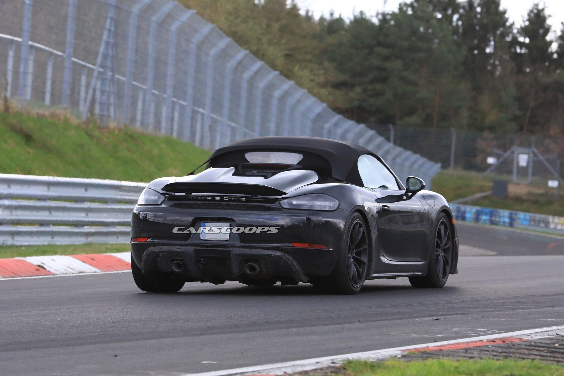 Porsche-718-Boxster-Spyder-10 Porsche Teases New Roadster – Is It The 718 Boxster Spyder?