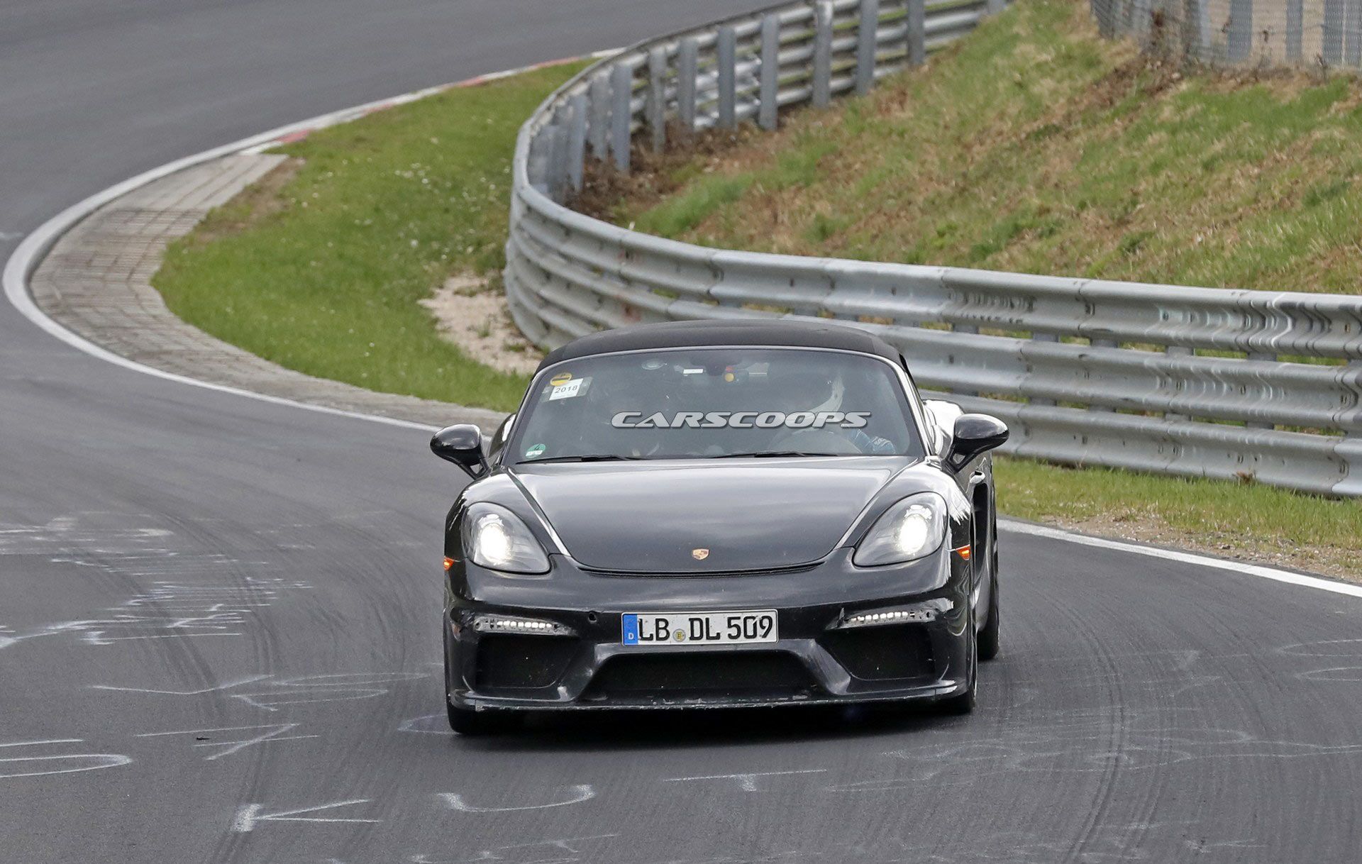 Porsche-718-Boxster-Spyder-55 Porsche Teases New Roadster – Is It The 718 Boxster Spyder?