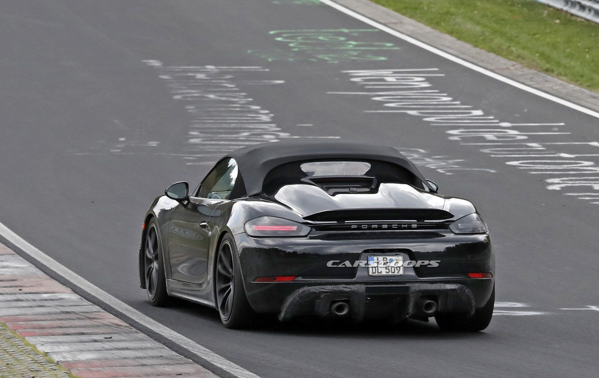 Porsche-718-Boxster-Spyder-66 Porsche Teases New Roadster – Is It The 718 Boxster Spyder?