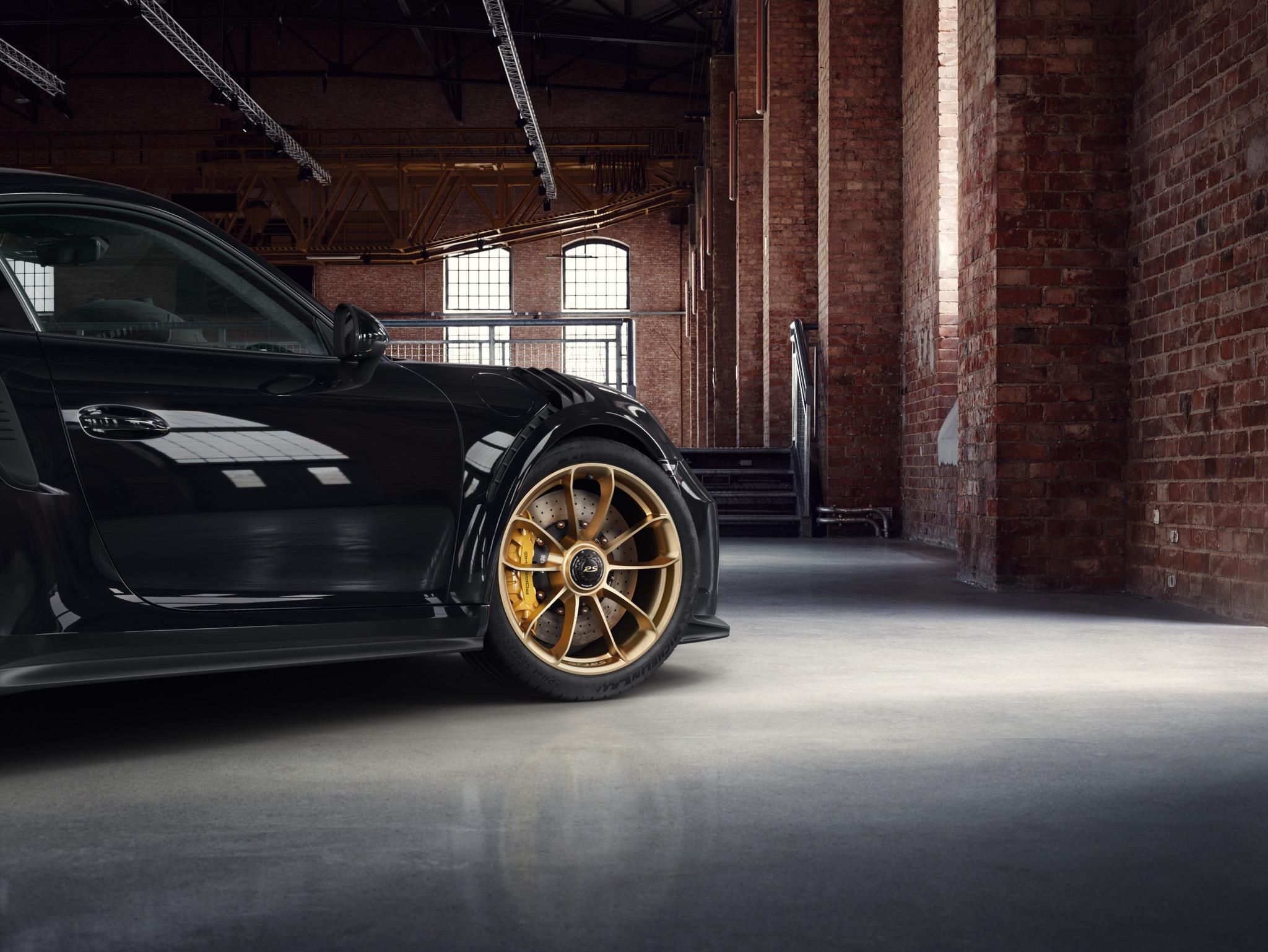 Porsche-911-GT3-RS-Exclusive-2 Porsche Exclusive 911 GT3 RS Will Make You Forget About The Aftermarket