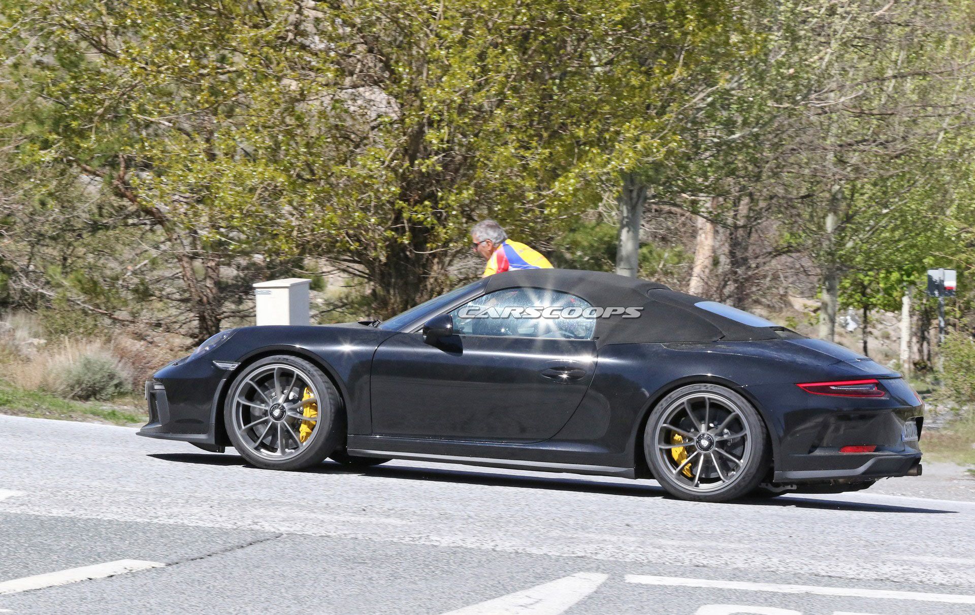Porsche-911-Speedster-7 2019 Porsche 911 Speedster Is Happening, Here’s The Production Model Testing