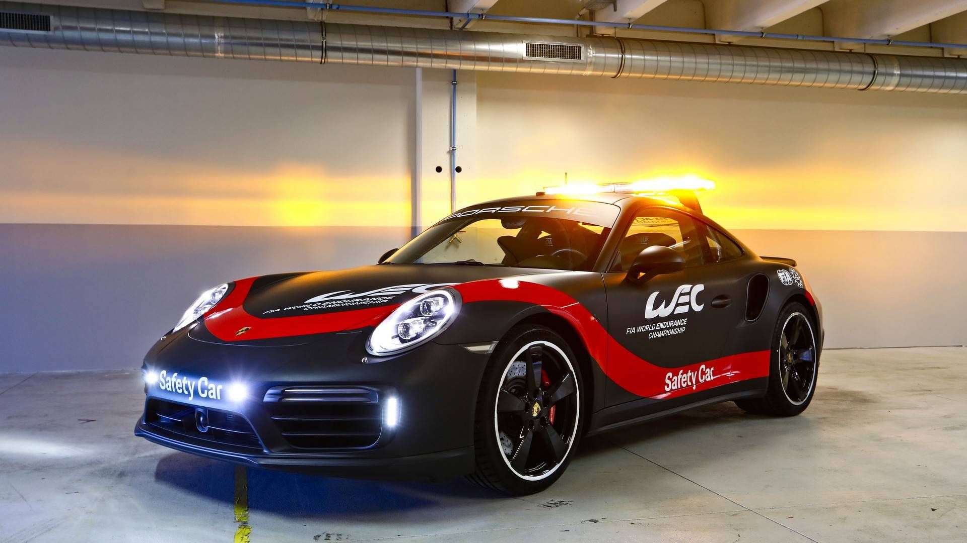 Porsche-911-Turbo-World-Endurance-Championship-1 Porsche 911 Turbo Safety Car Introduced For World Endurance Championship