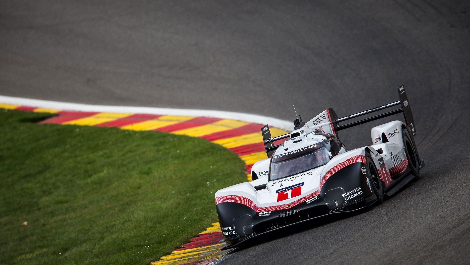 Porsche-919-Hybrid-Evo-Spa-Record-4 Faster Than An F1: Porsche 919 Hybrid Evo Smashes Spa-Francorchamps Lap Record
