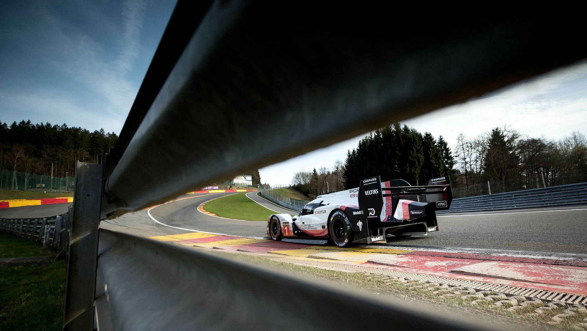 Porsche-919-Hybrid-Evo-Spa-Record-8 Faster Than An F1: Porsche 919 Hybrid Evo Smashes Spa-Francorchamps Lap Record