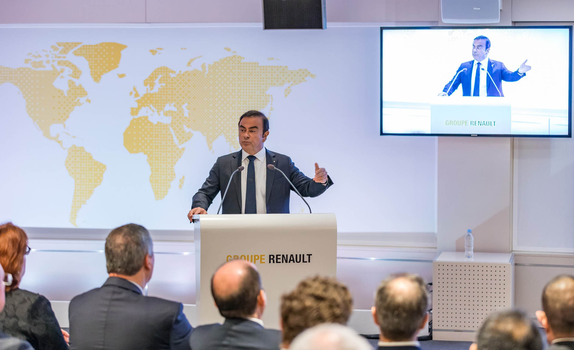 Résultats financiers 2017 Renault And Nissan Could Merge Into One Giant (If Carlos Ghosn Gets His Way)