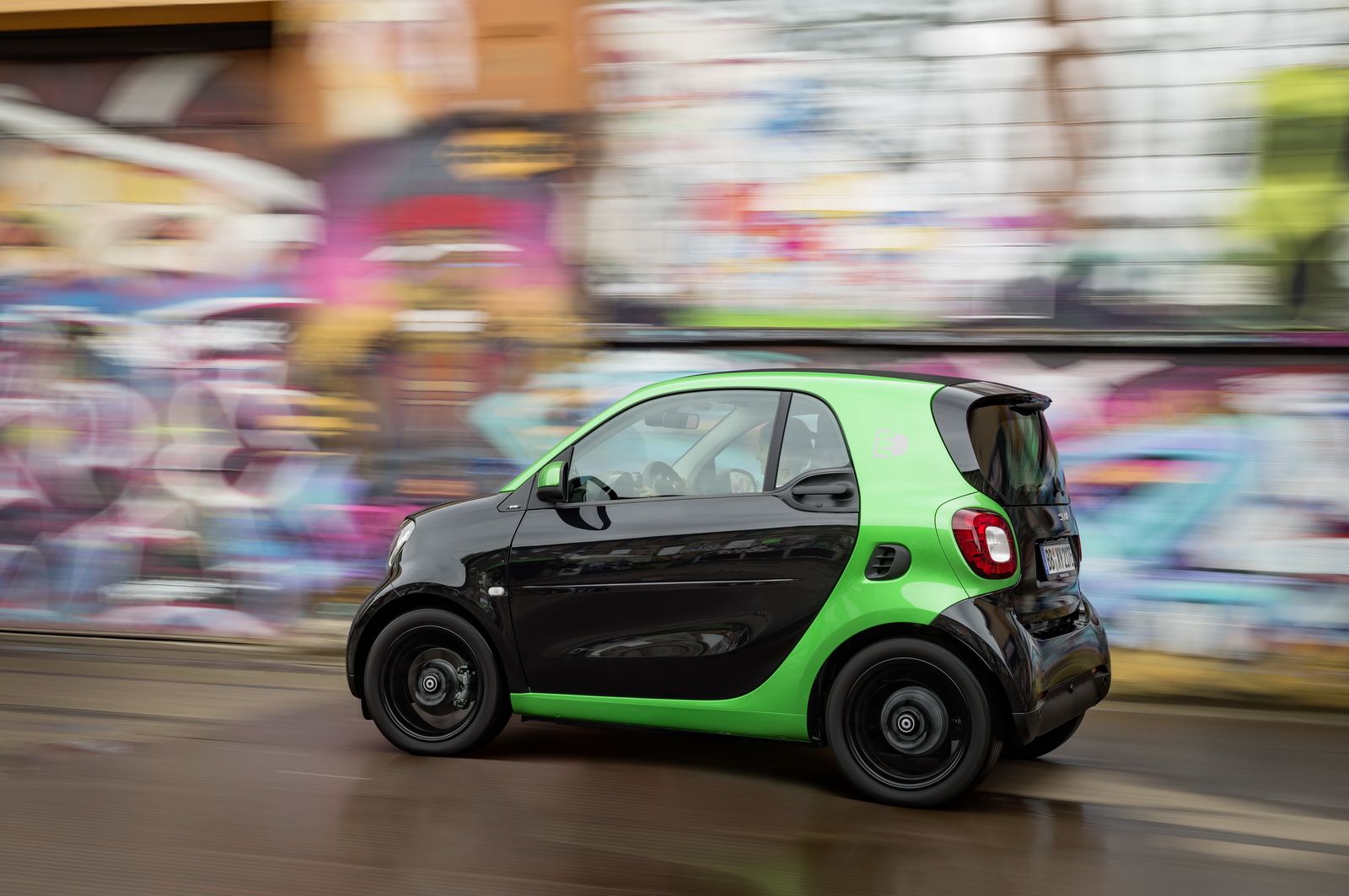 Smart-Electric-Europe-2 Smart Scheduled To Have An All-Electric Range In Europe By 2020