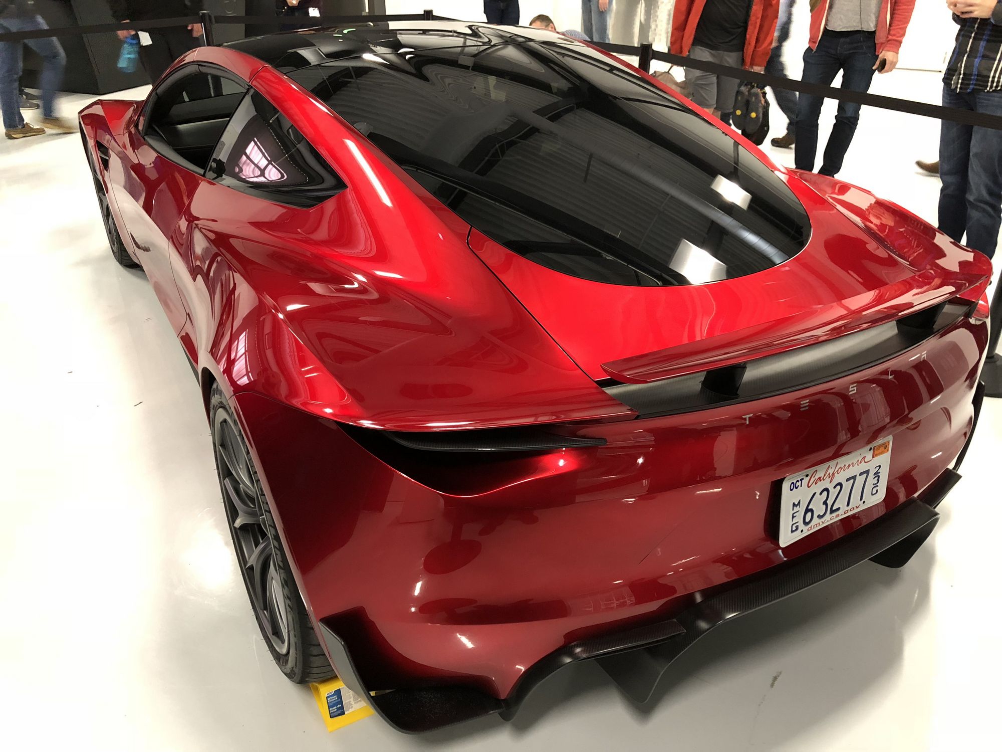 Tesla-Roadster-3 Place Your Order For A Tesla Roadster Now, Get A Model 3 For Free