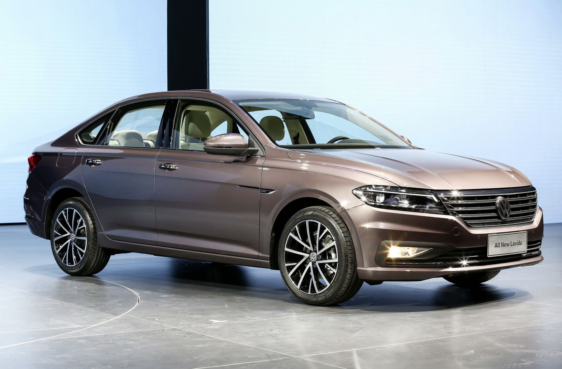 VW-Lavida-01 China Considering Cutting Import Tariffs By About Half