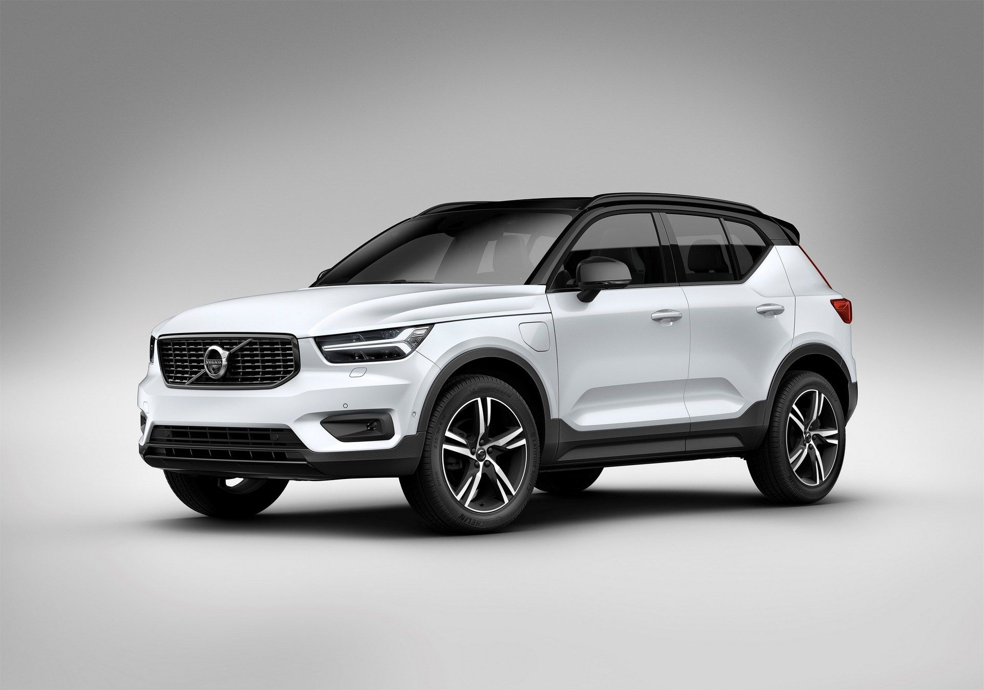 Volvo-XC40-T5-PHEV-2 Volvo Wants Electric Vehicles To Make Up 50% Of Sales By 2025