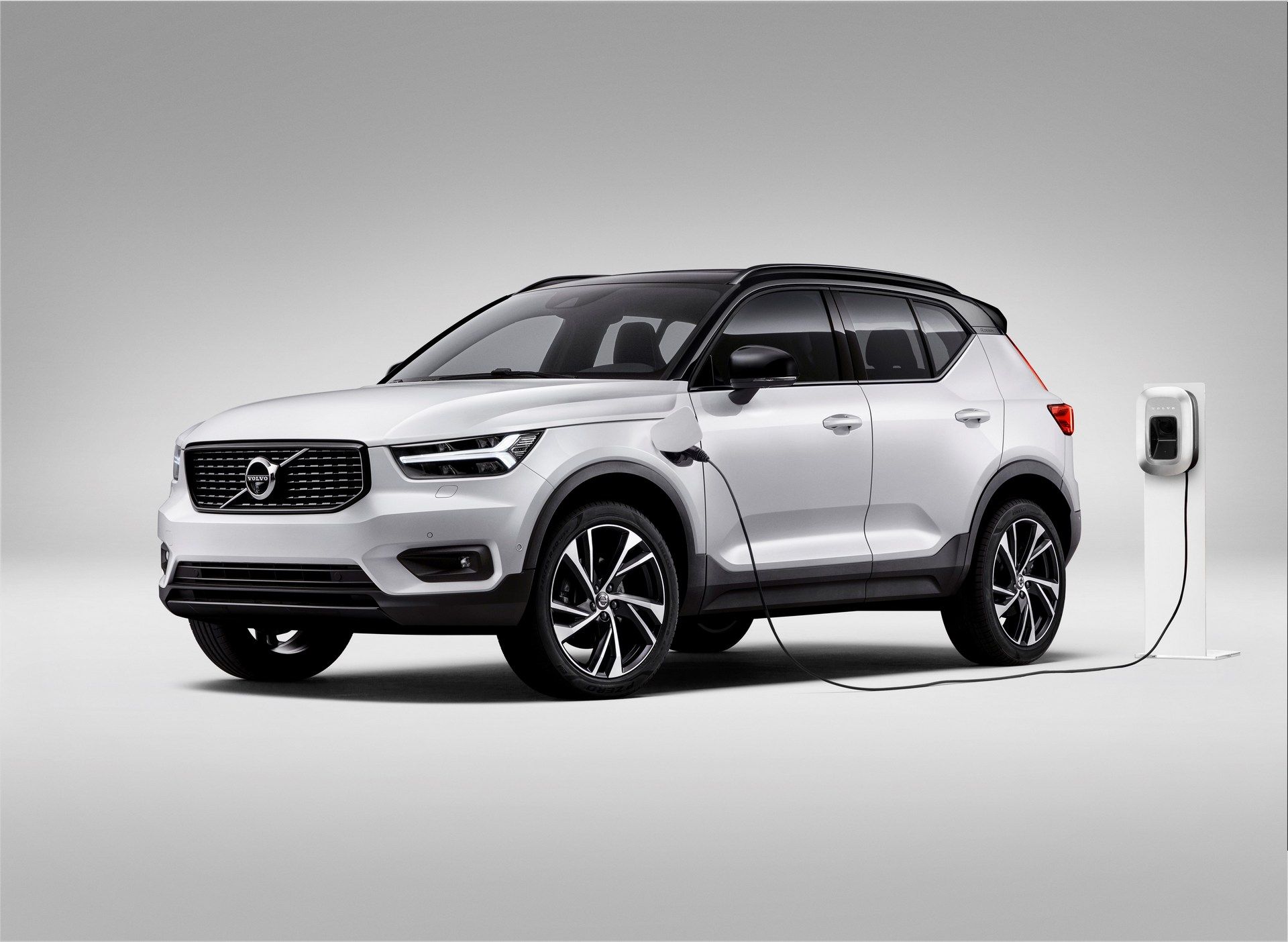 Volvo-XC40-T5-PHEV-8 Volvo Wants Electric Vehicles To Make Up 50% Of Sales By 2025