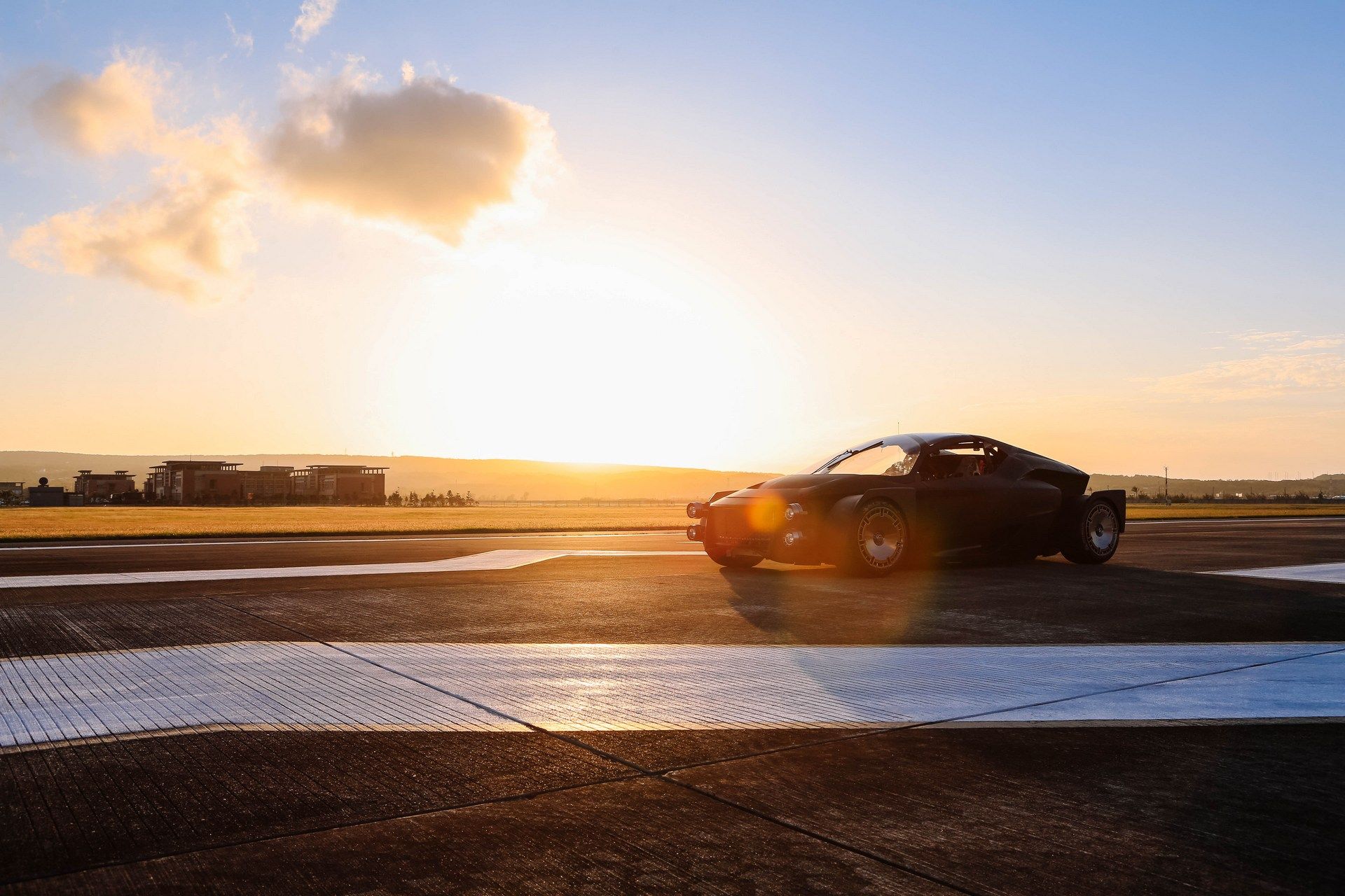 XING-Mobility-7 XING Mobility Shows The 1,341 HP Miss R In Action