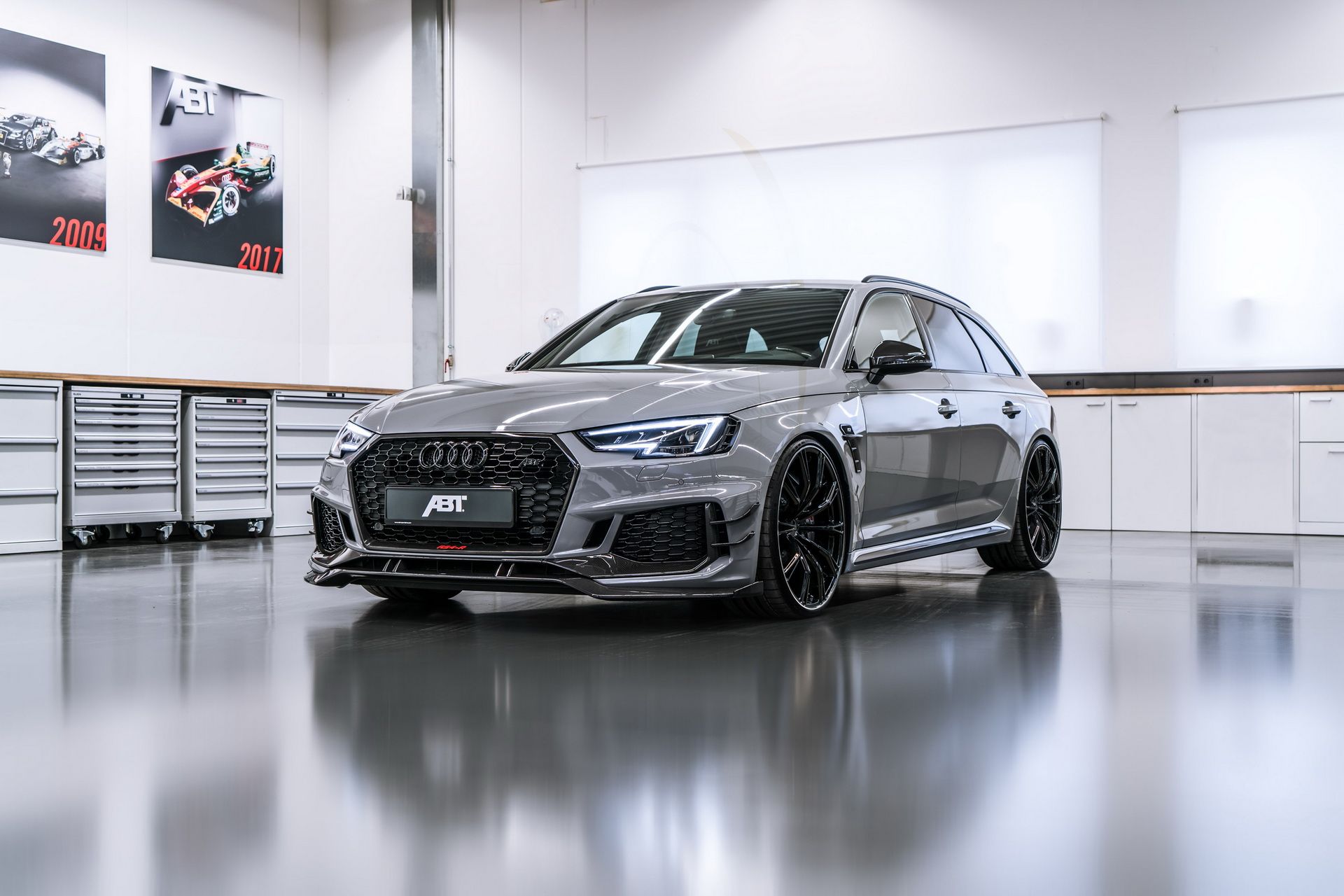 abt-audi-rs4-r-1 ABT Audi R8 Art Car Looks Like Something The Joker Would Drive
