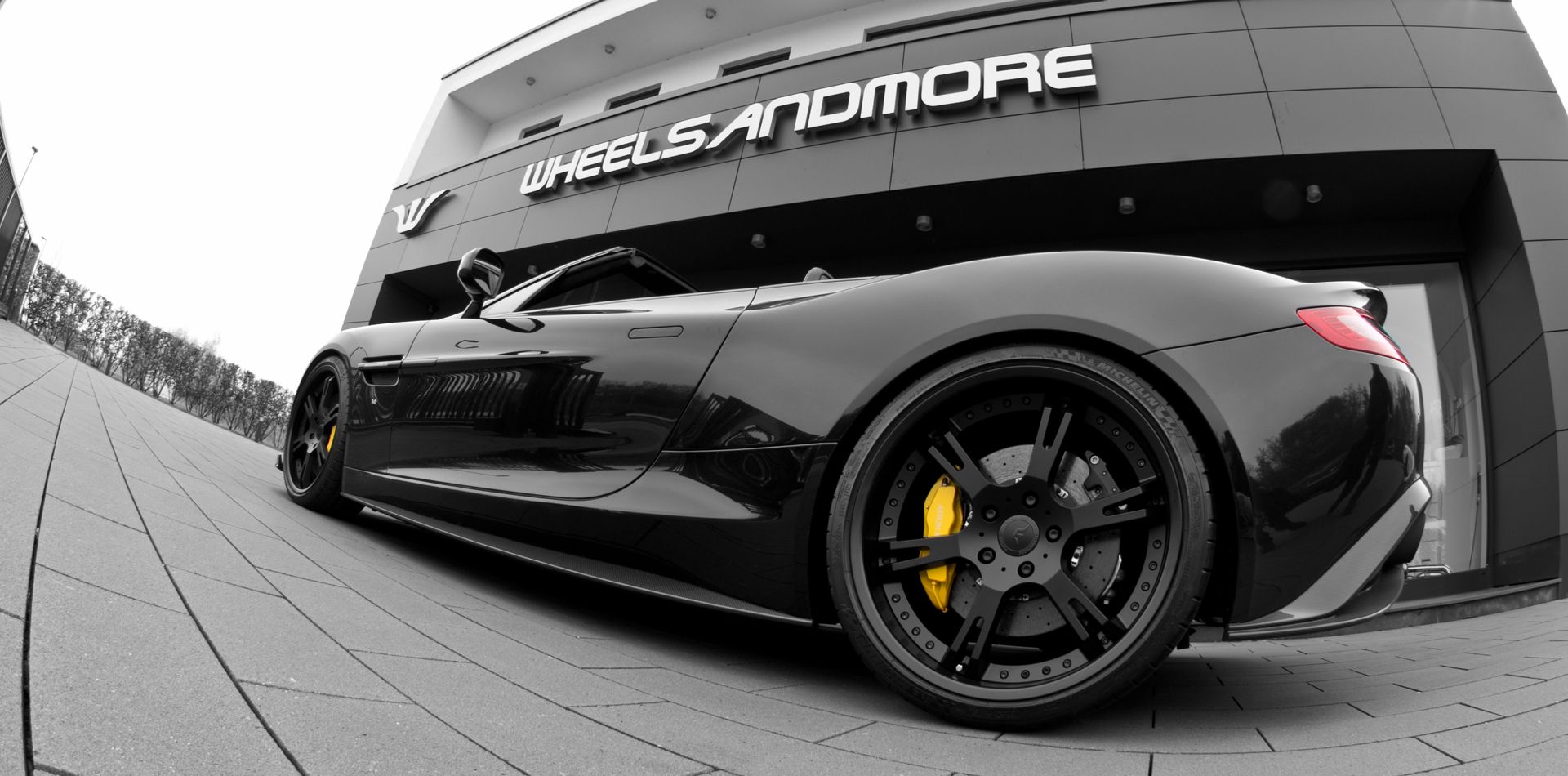 aston-martin-vanquish-s-volante-wheelsandmore-tuning-4 Tuned Aston Martin Vanquish S Volante Gets An Extra 40 PS, New Rims