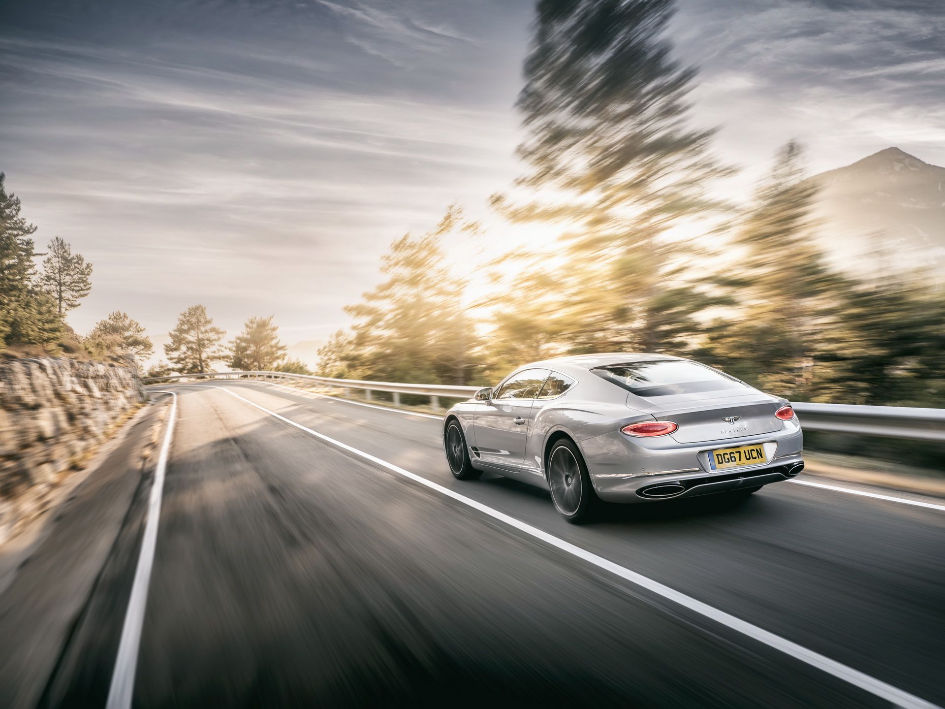 bentley-2018-beijing-auto-show-1 New Bentayga V8 Leads The Bentley Pack To Beijing Auto Show