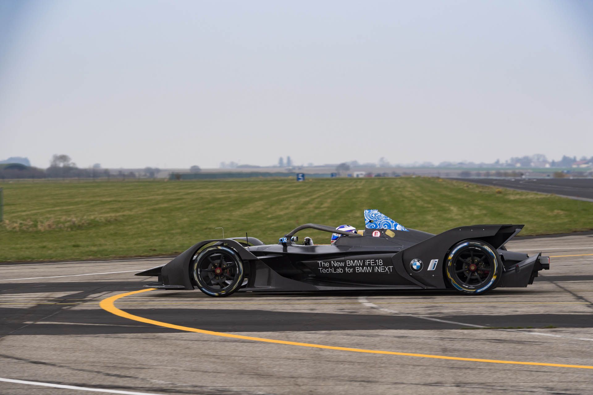 bmw-formula-e-test-14 BMW iFE.18 Electric Racer Hits The Track For The First Time
