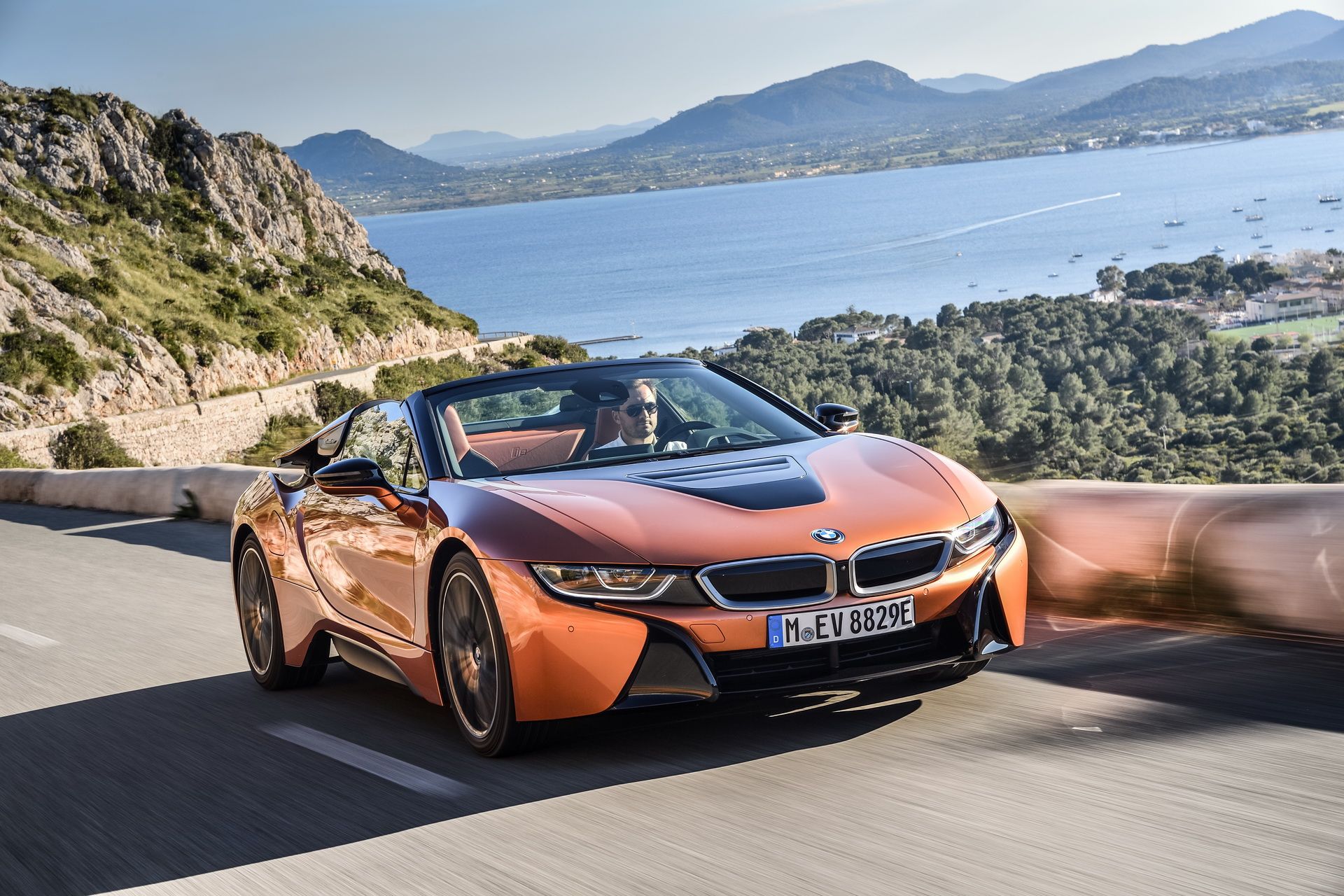 bmw-i8-roadster-111 Get To Know The New BMW i8 Roadster In 169 Images