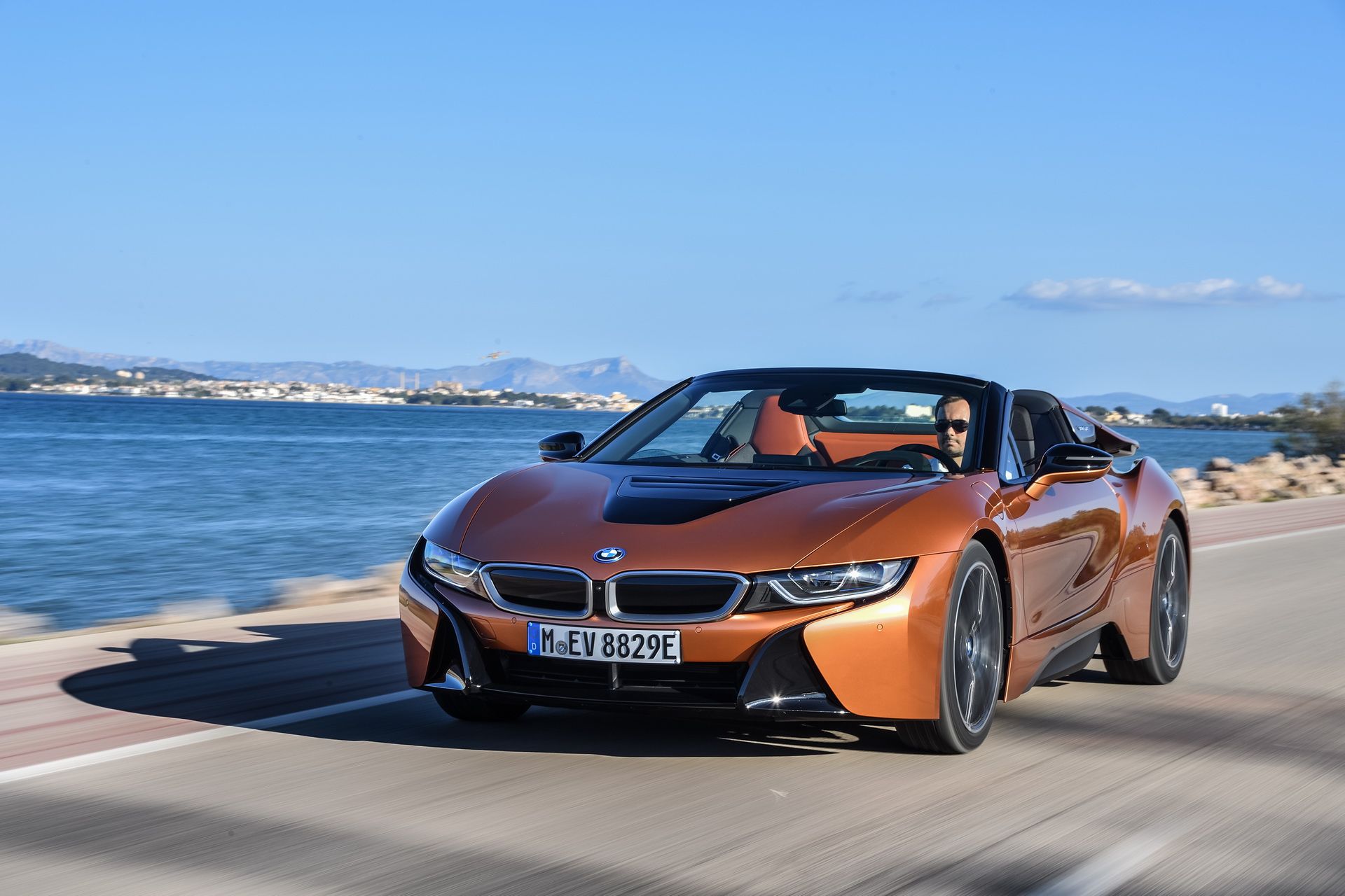 bmw-i8-roadster-113 Get To Know The New BMW i8 Roadster In 169 Images