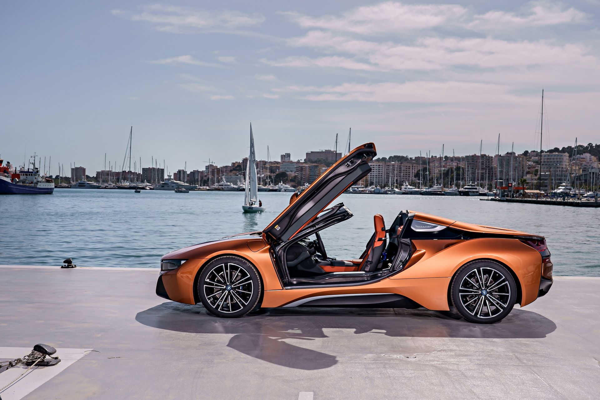 bmw-i8-roadster-121 Get To Know The New BMW i8 Roadster In 169 Images