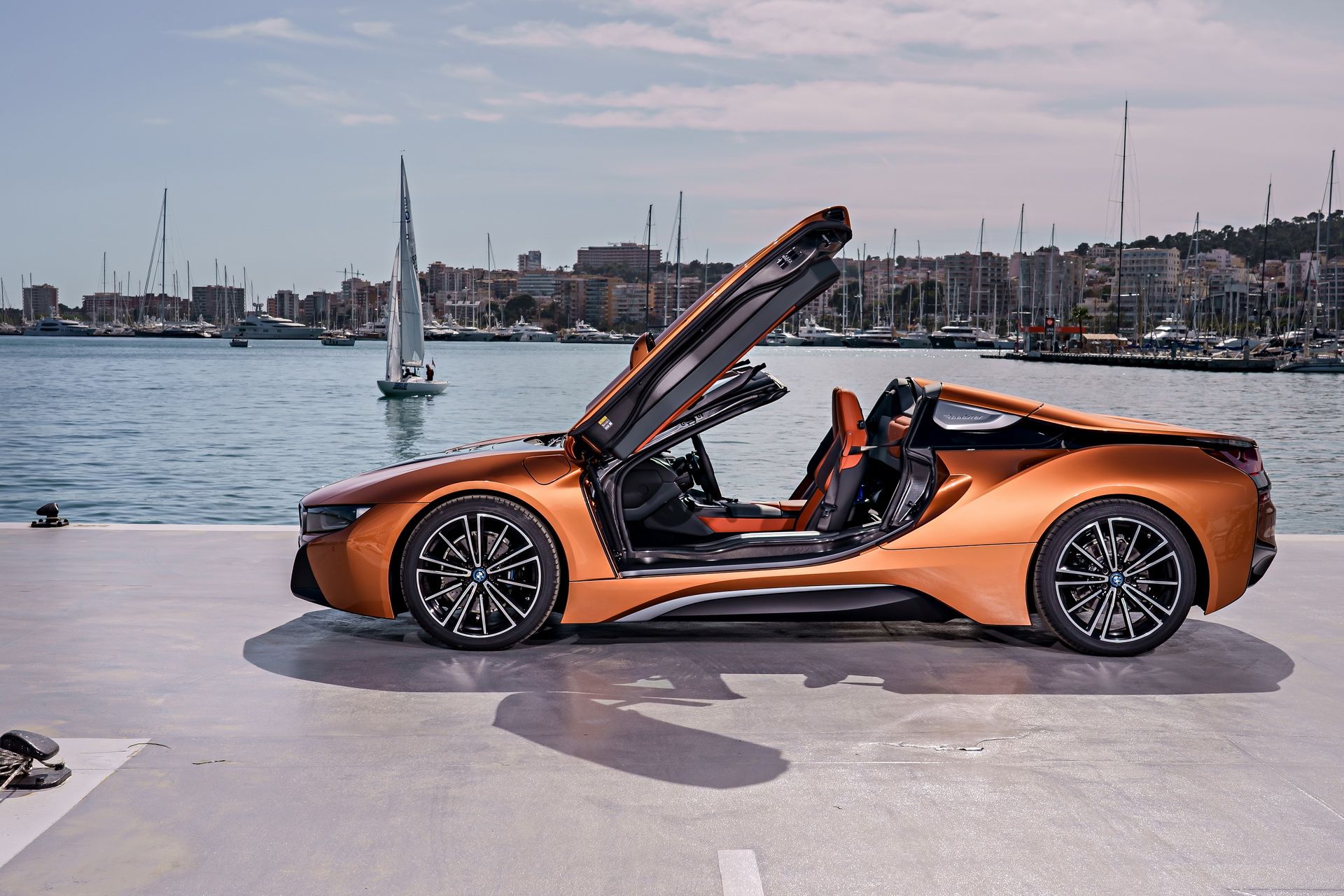 bmw-i8-roadster-122 Get To Know The New BMW i8 Roadster In 169 Images