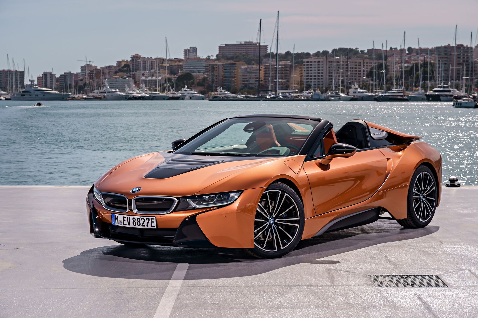 bmw-i8-roadster-123 Get To Know The New BMW i8 Roadster In 169 Images