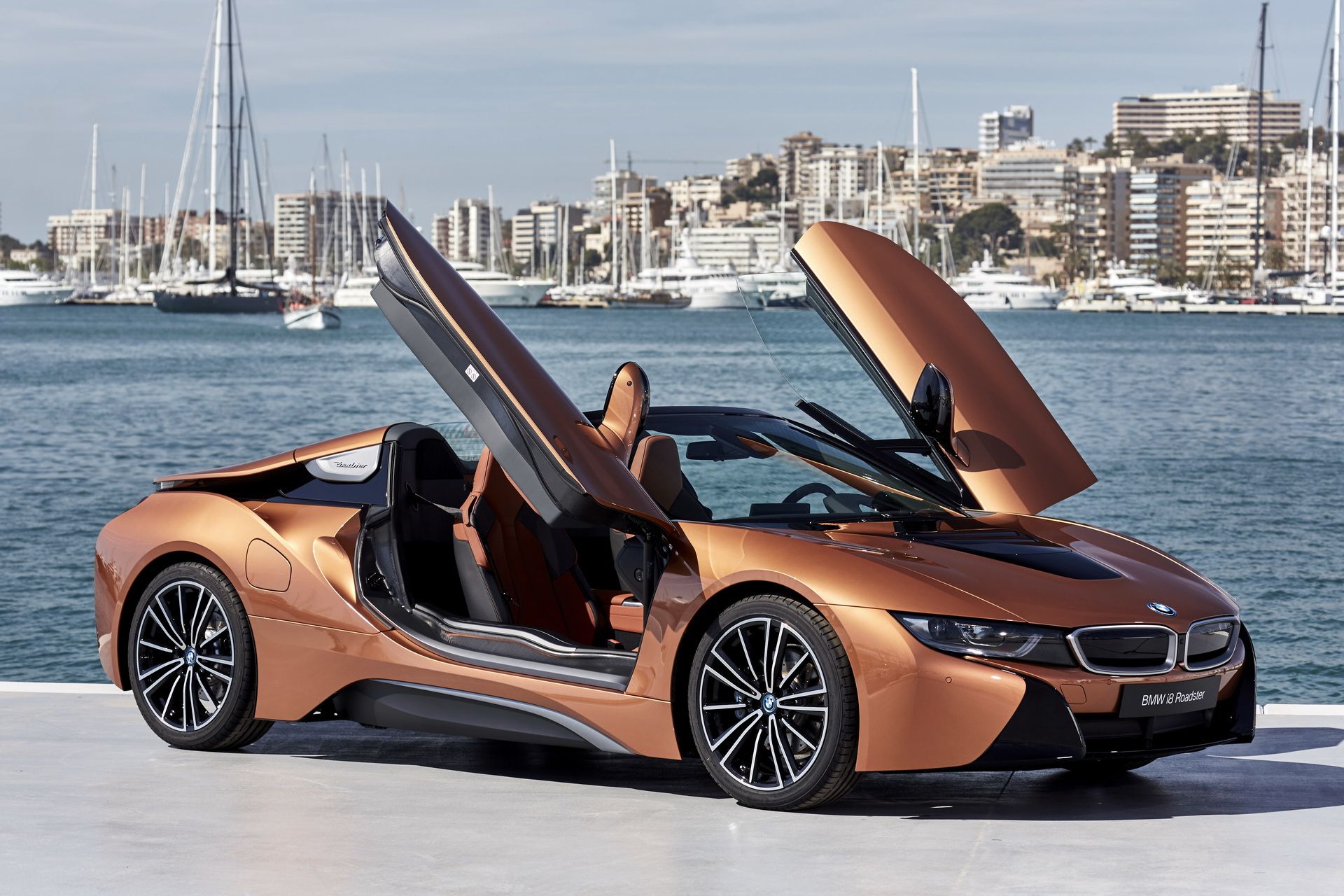bmw-i8-roadster-132 Get To Know The New BMW i8 Roadster In 169 Images