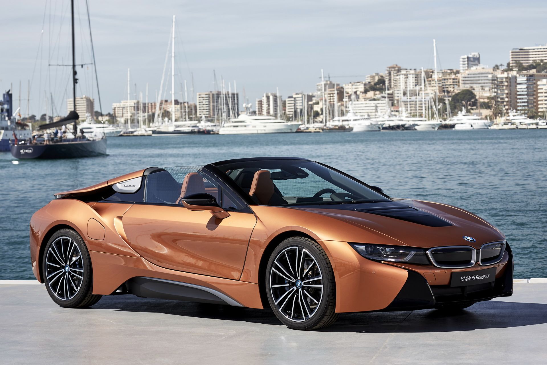 bmw-i8-roadster-133 Get To Know The New BMW i8 Roadster In 169 Images