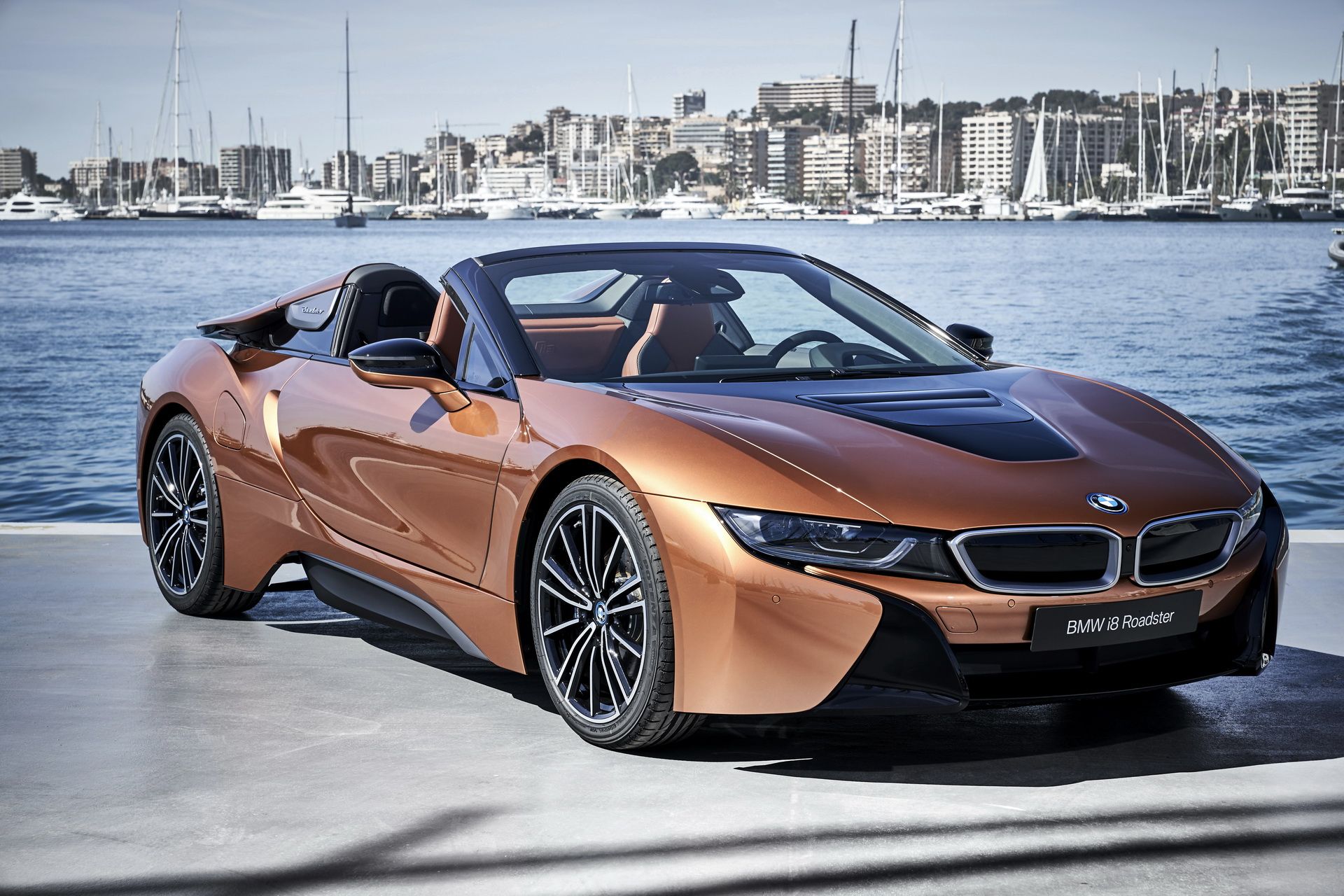 bmw-i8-roadster-135 Get To Know The New BMW i8 Roadster In 169 Images