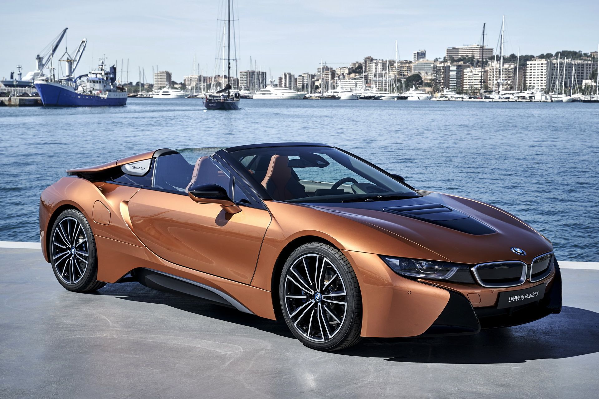 bmw-i8-roadster-137 Get To Know The New BMW i8 Roadster In 169 Images