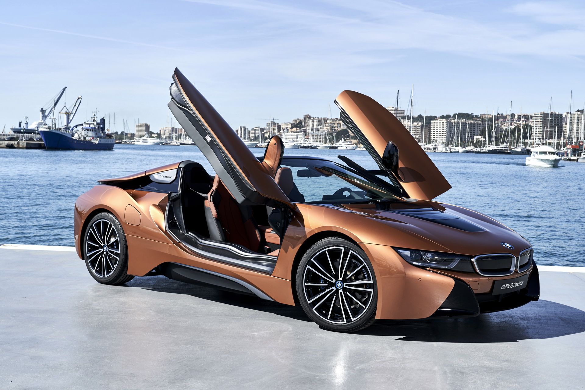 bmw-i8-roadster-138 Get To Know The New BMW i8 Roadster In 169 Images
