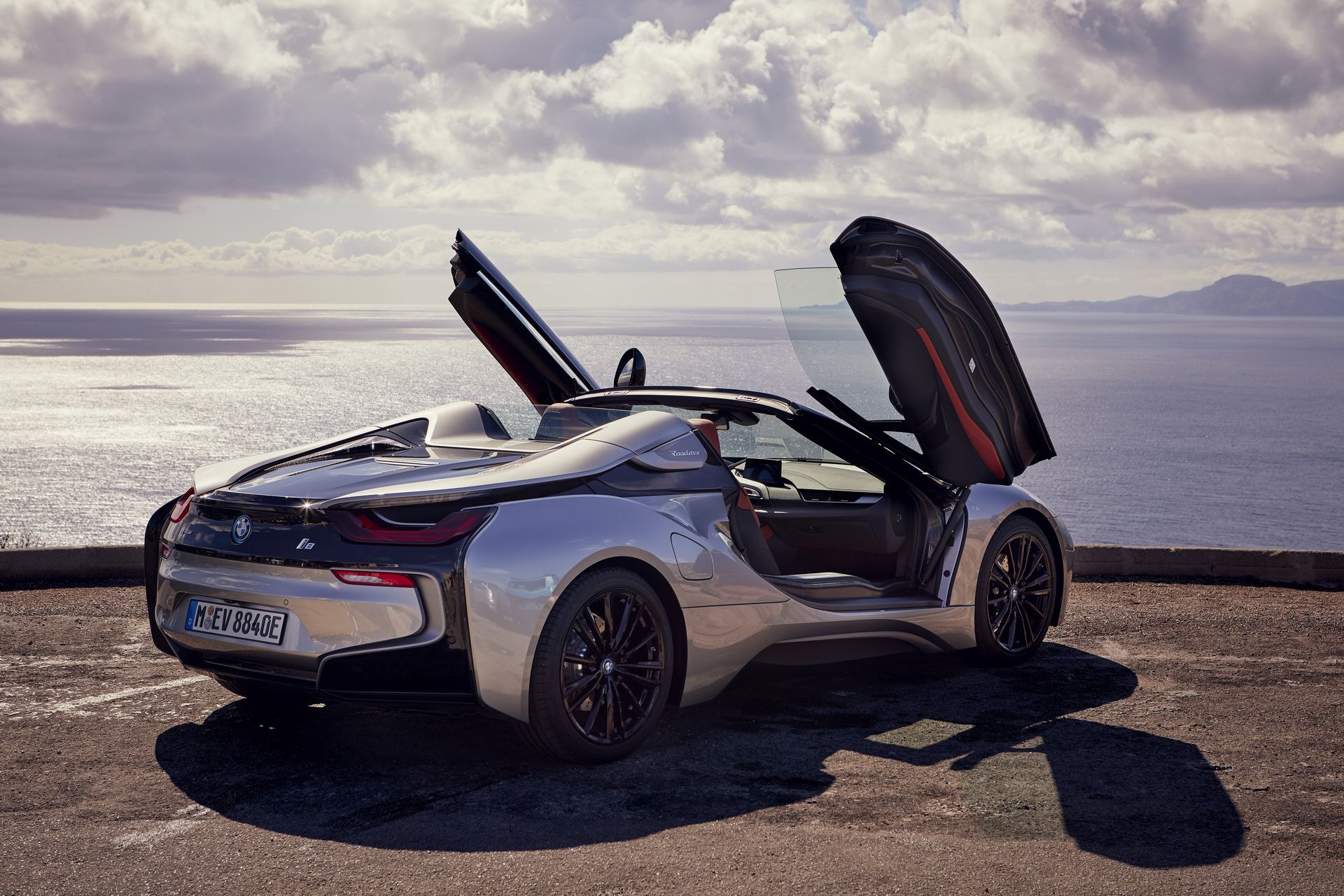 bmw-i8-roadster-16 Get To Know The New BMW i8 Roadster In 169 Images