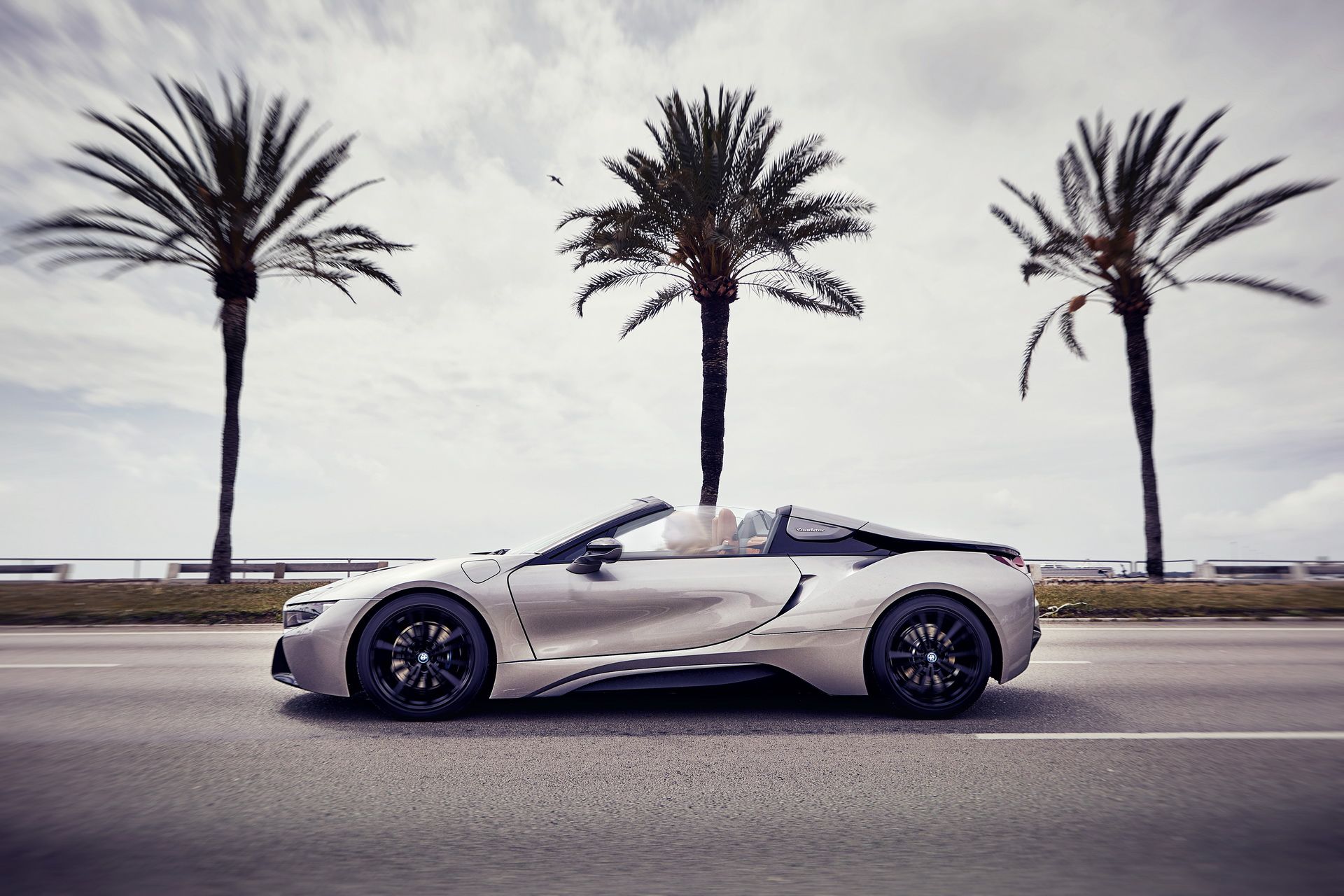 bmw-i8-roadster-4 Get To Know The New BMW i8 Roadster In 169 Images