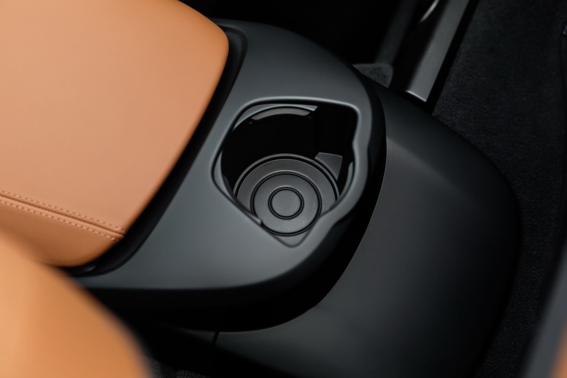 bmw-i8-roadster-49 Get To Know The New BMW i8 Roadster In 169 Images