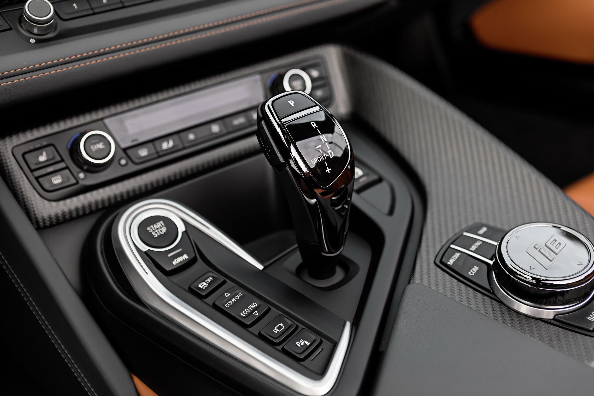 bmw-i8-roadster-52 Get To Know The New BMW i8 Roadster In 169 Images