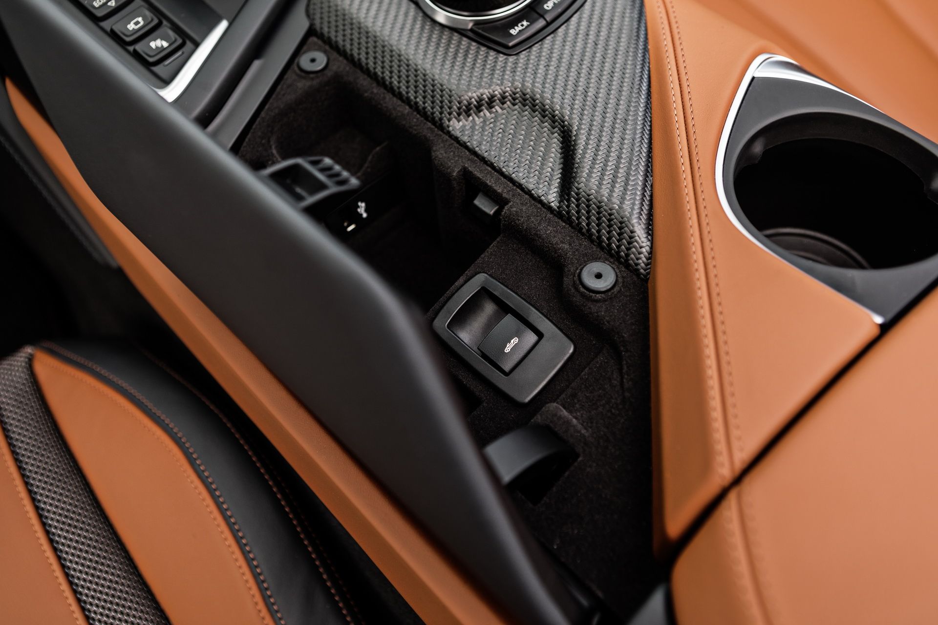 bmw-i8-roadster-53 Get To Know The New BMW i8 Roadster In 169 Images