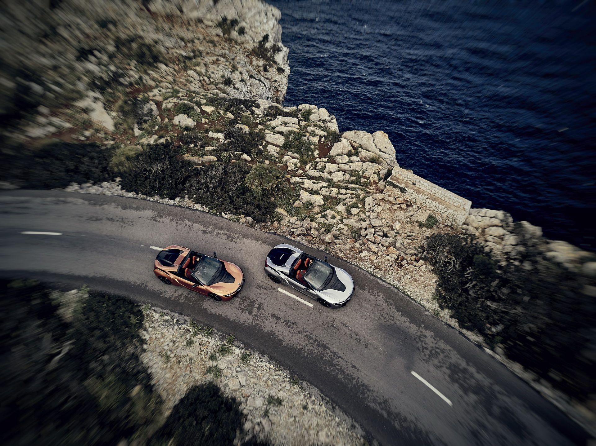 bmw-i8-roadster-6 Get To Know The New BMW i8 Roadster In 169 Images