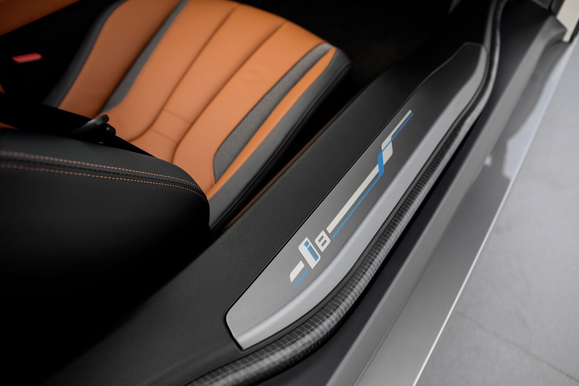 bmw-i8-roadster-61 Get To Know The New BMW i8 Roadster In 169 Images