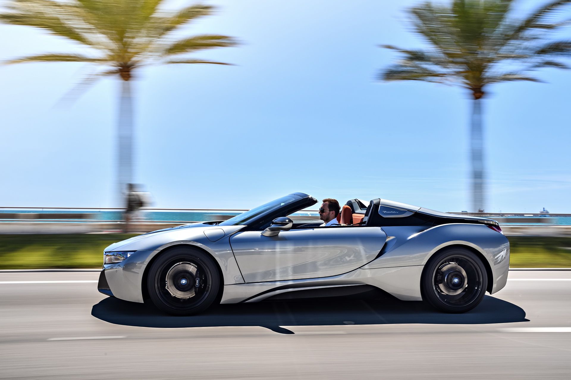 bmw-i8-roadster-69 Get To Know The New BMW i8 Roadster In 169 Images