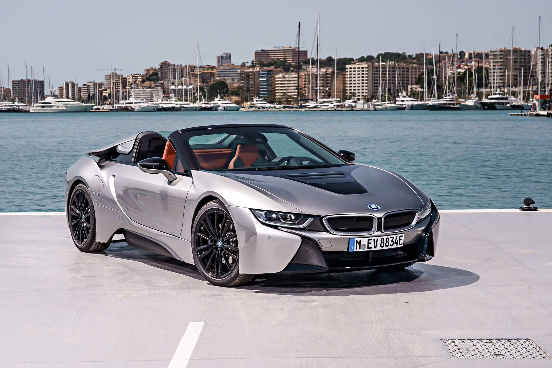 bmw-i8-roadster-70 Get To Know The New BMW i8 Roadster In 169 Images
