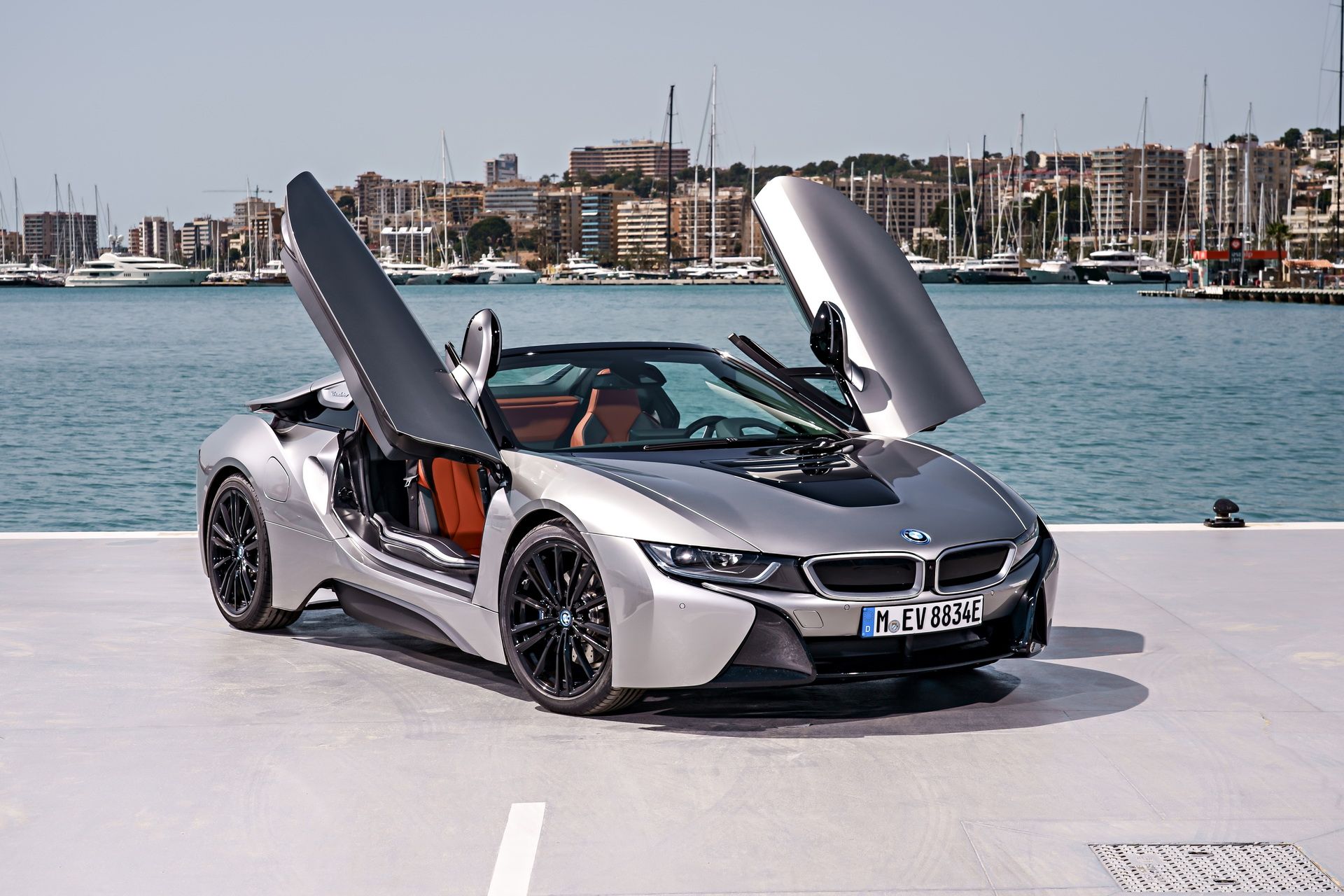 bmw-i8-roadster-71 Get To Know The New BMW i8 Roadster In 169 Images