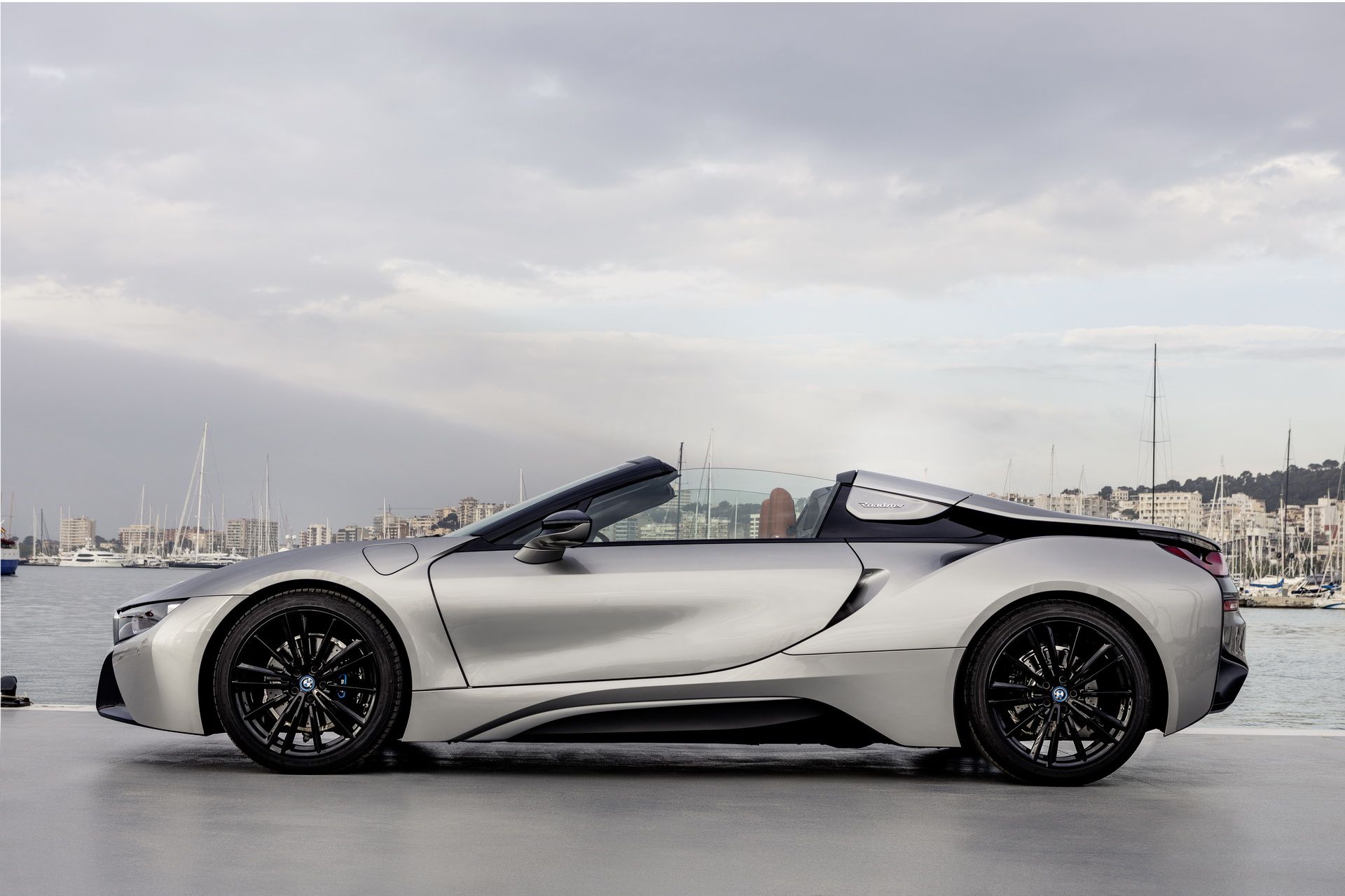 bmw-i8-roadster-78 Get To Know The New BMW i8 Roadster In 169 Images