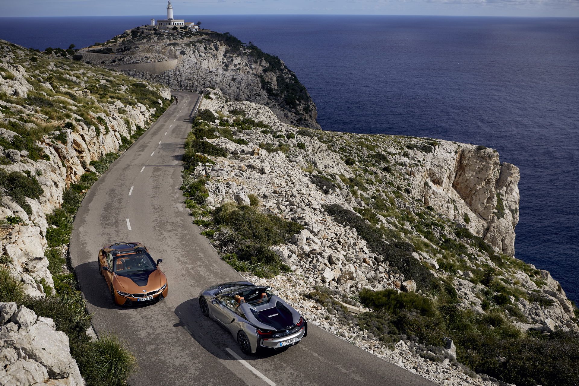 bmw-i8-roadster-8 Get To Know The New BMW i8 Roadster In 169 Images