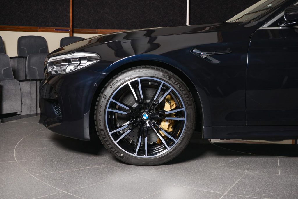 Does The All New Bmw M5 Look More Stylish In Azurite Black? | Carscoops
