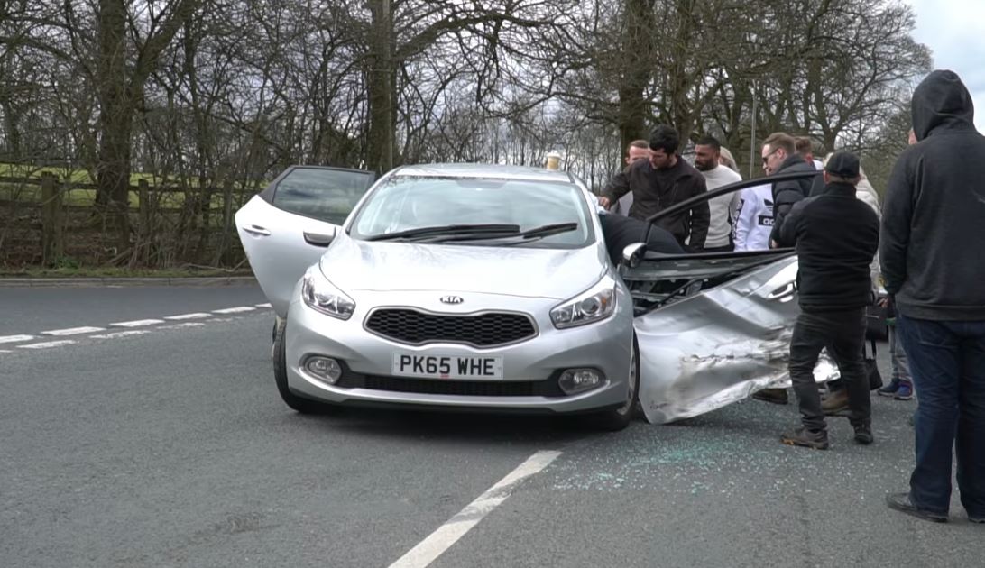 chevy-camaro-crashes-leaving-car-show-2 Camaro Thinks It’s A Mustang, Crashes Leaving Car Meet
