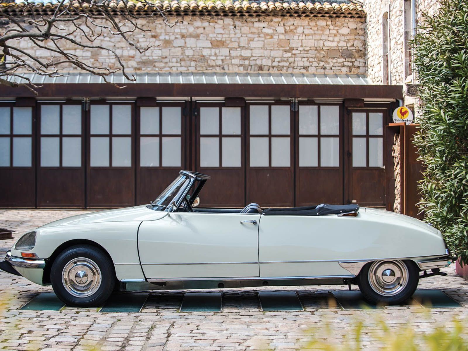 citroen-ds-convertible-18 Imagine Touring France In This Timeless Drop-Top Goddess